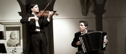 Duo “violiNOacordeão” vai abrir o Folefest 2012