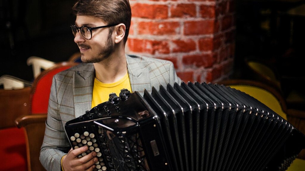 Maciej Frąckiewicz - Biografia